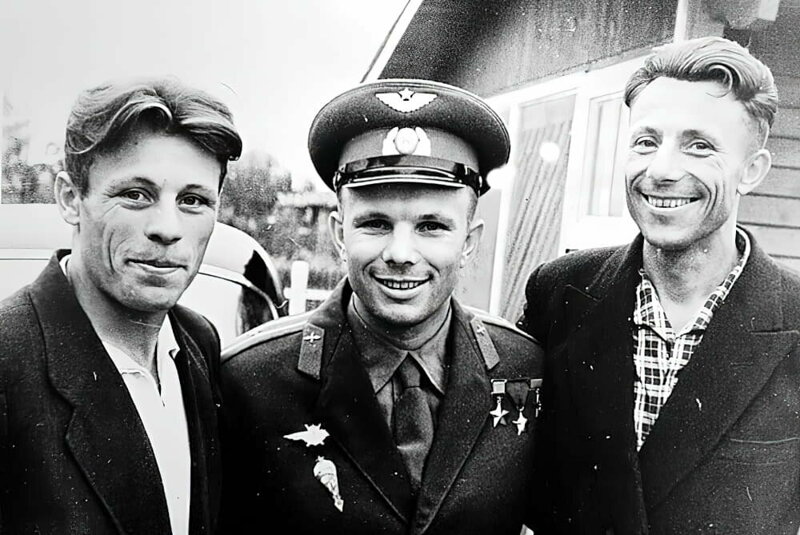 Мало ли на свете Юрок Гагариных?